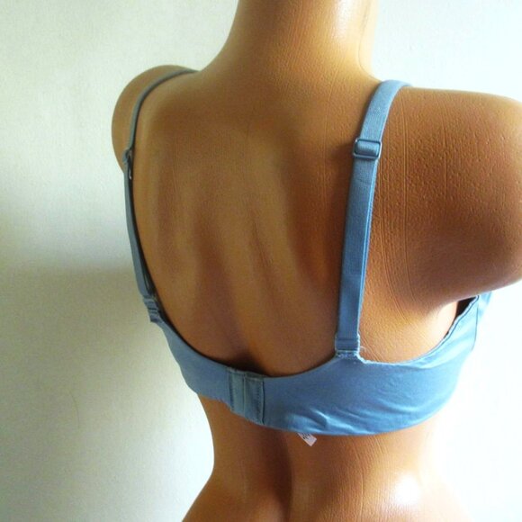 38C Victoria Secret Body by Victoria Invisible Lift Unlined Smooth Demi Bra Sage - Picture 8 of 8